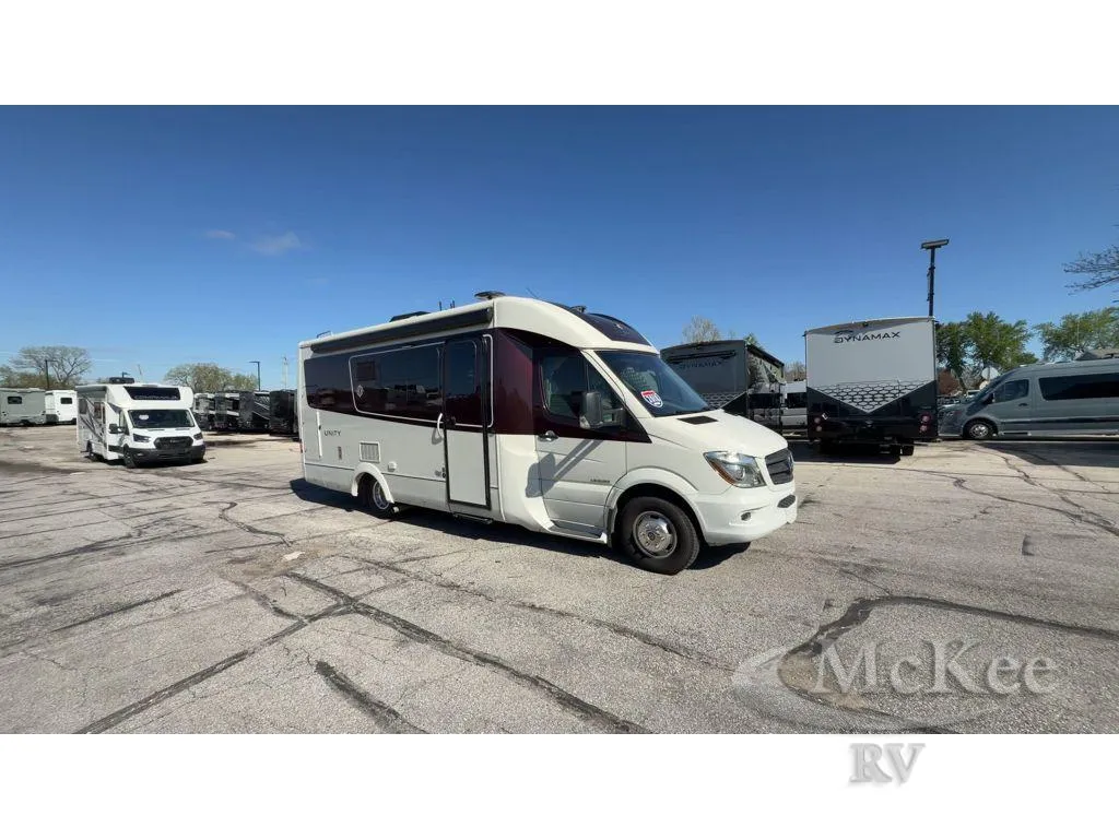 2018 Leisure Travel Unity 24MB - Photo 2