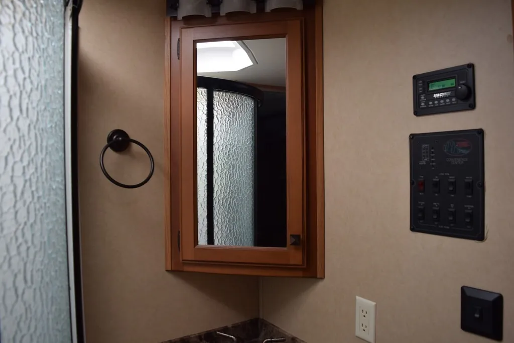 2014 Forest River Berkshire 390 FL, Photos photo 23