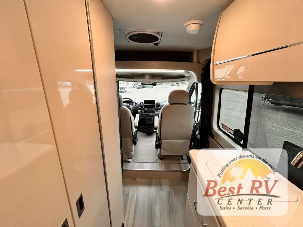 2026 Thor Motor Coach Tellaro 20U, Photos photo 76