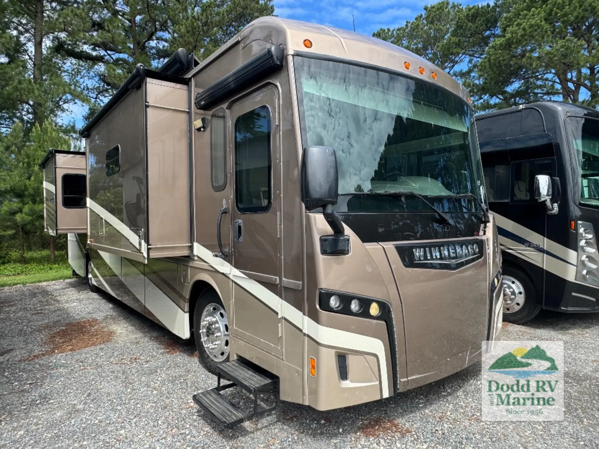 2018 Winnebago Forza 38F - Photo 2