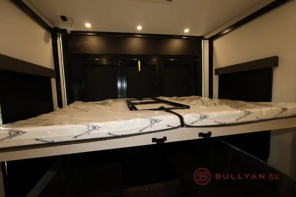 2026 Grand Design Momentum G-Class 320G - Photo 4