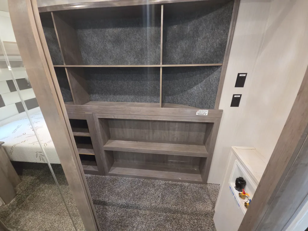 2021 Forest River Cedar Creek Champagne Edition 38EL, Photos photo 28
