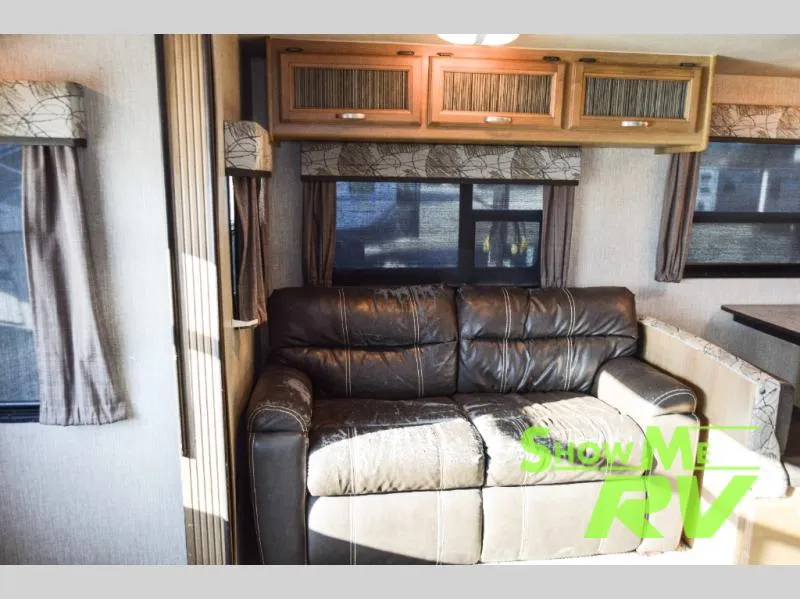 2015 CrossRoads RV Cruiser Aire 27RL - Photo 3