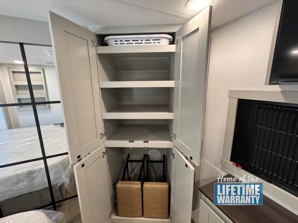 2026 Brinkley Model G 3950, Photos photo 31