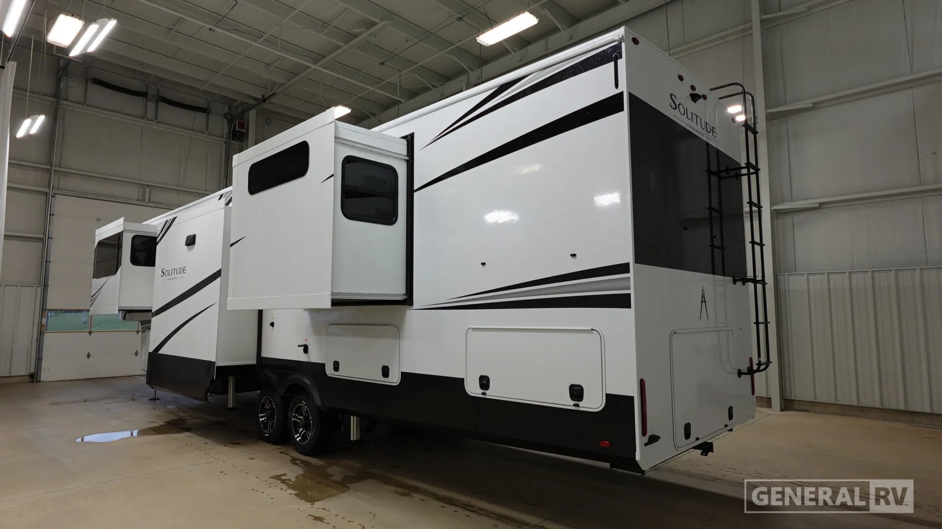 2026 Grand Design Solitude 380FL - Photo 4