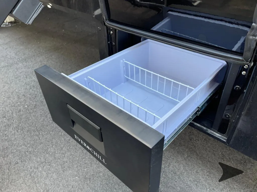 2027 Brinkley Model G 3970, Photos photo 17