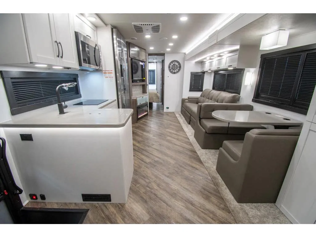2026 Entegra Coach Accolade 37K, Photos photo 7