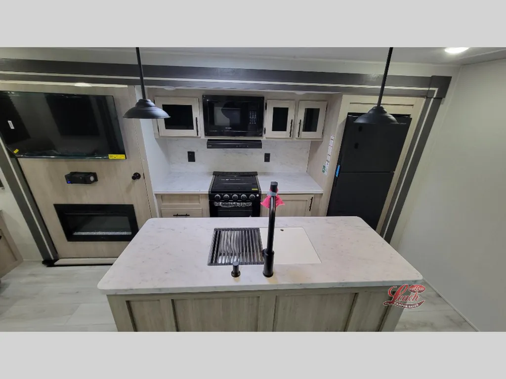 2026 East to West Della Terra 272RL, Photos photo 10