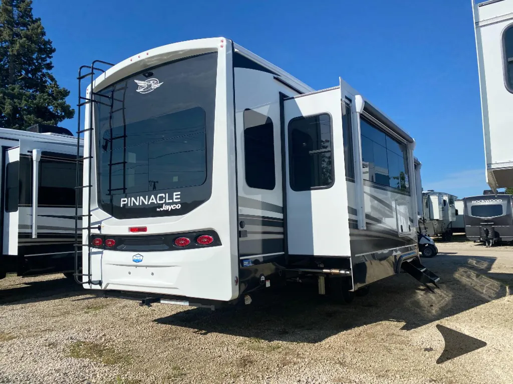 2027 Jayco Pinnacle 32RLTS, Photos photo 67