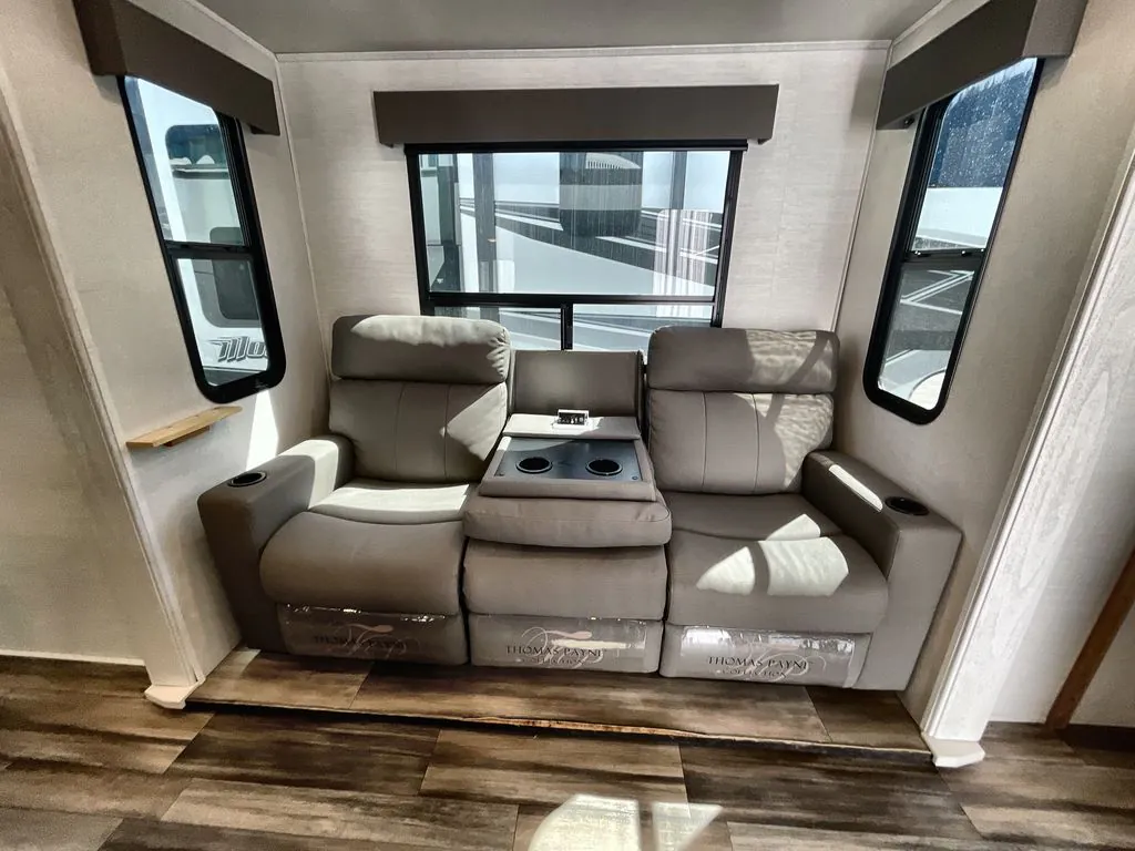 2023 Forest River XLR Hyper Lite 3212, Photos photo 9