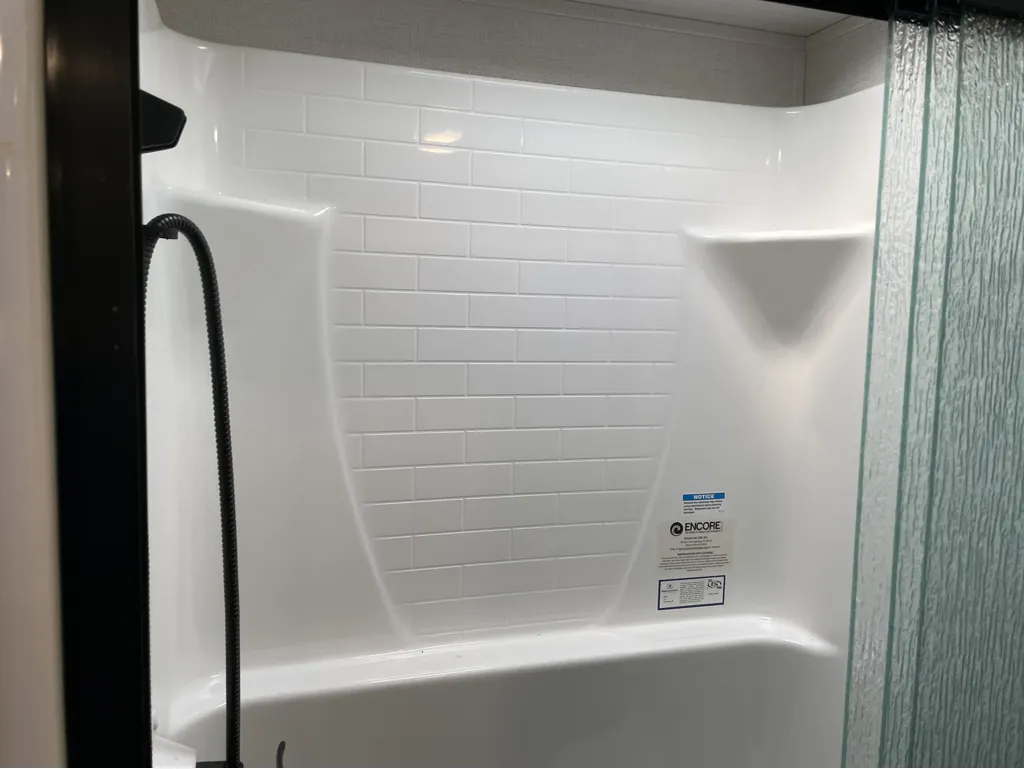 2022 Keystone Raptor 351, Photos photo 20