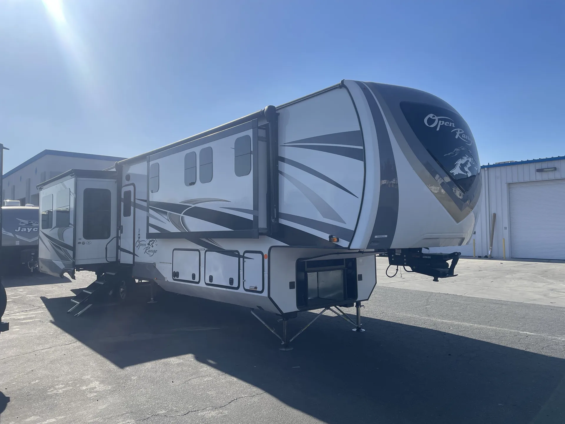 2022 Highland Ridge Open Range 379FBS - Photo 2
