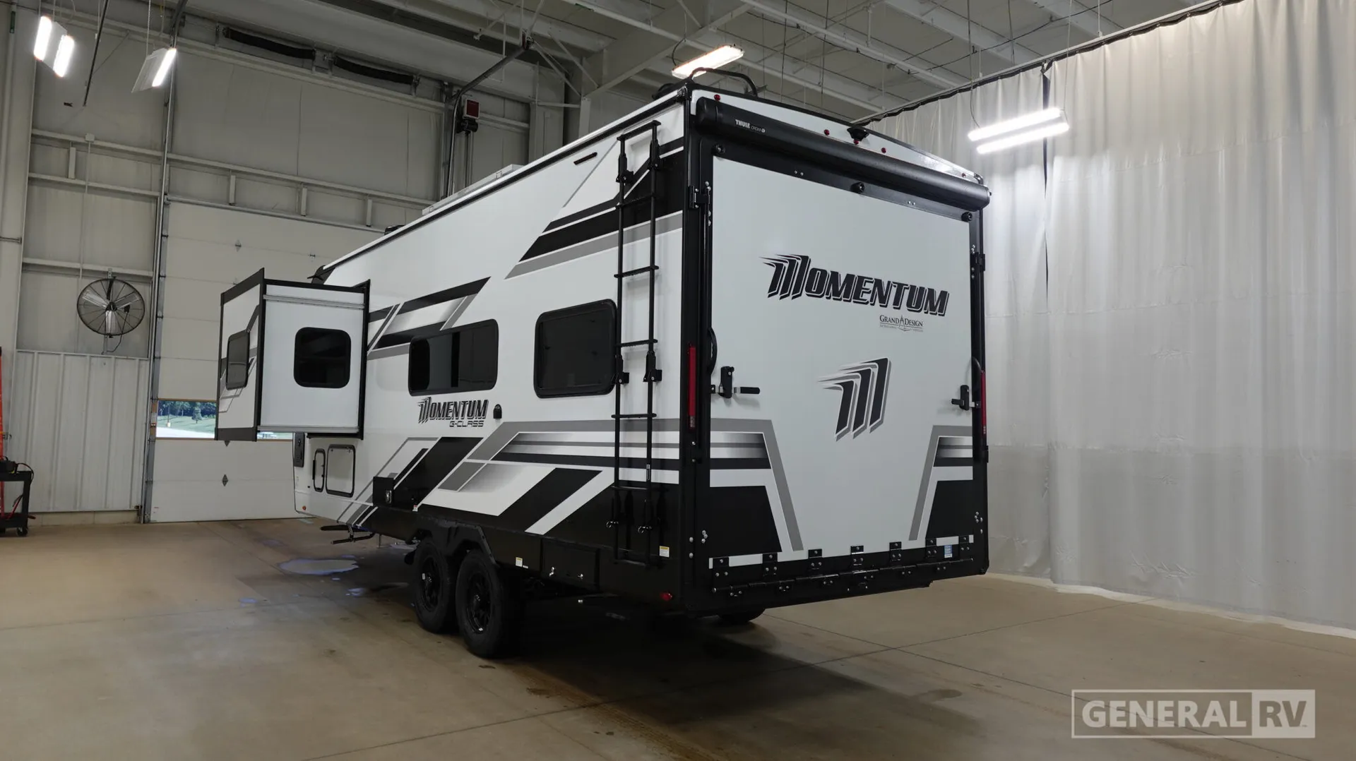 2027 Grand Design Momentum G-Class 21G - Photo 4
