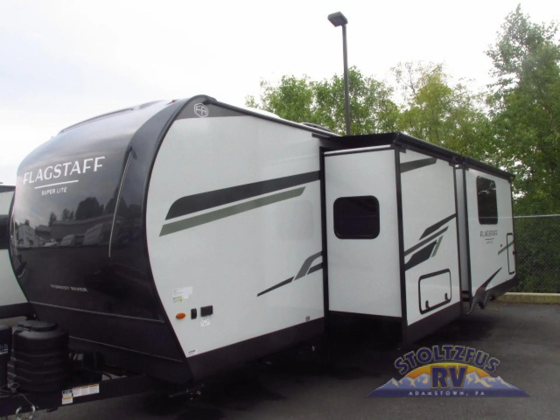 2027 Forest River Flagstaff Super Lite 27RKS - Photo 3