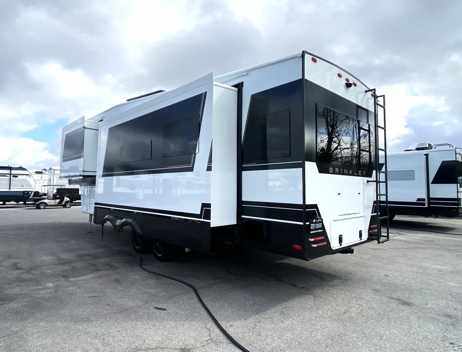 2026 Brinkley Model Z 2900 - Photo 4