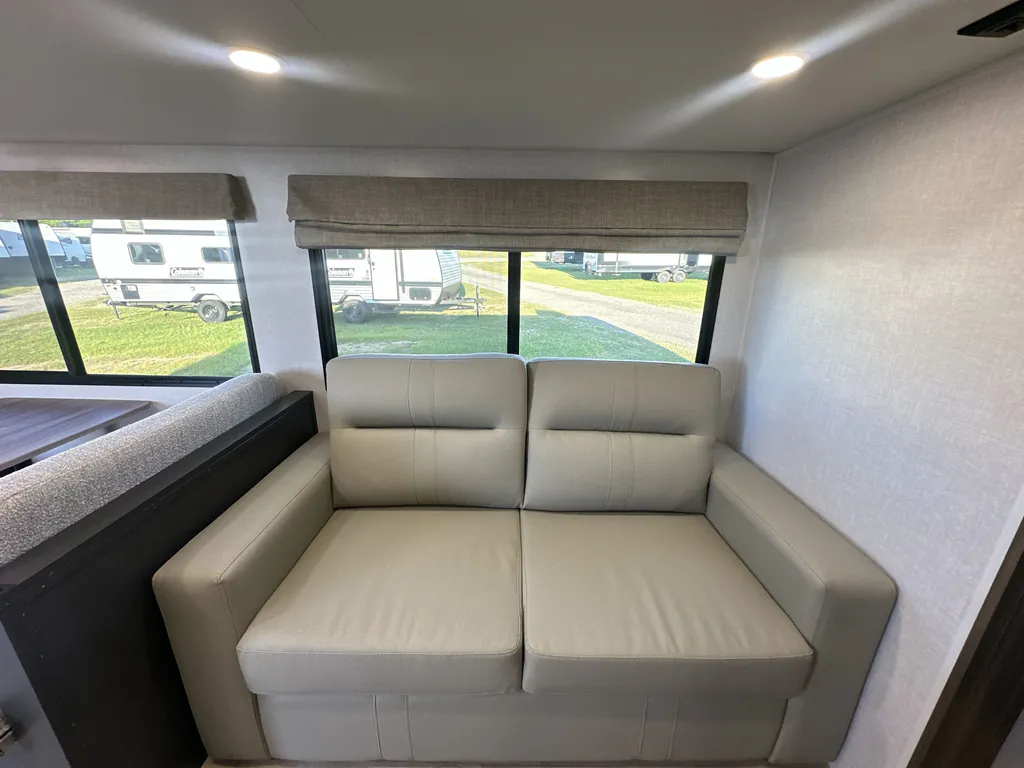 2026 Forest River Vibe Extreme Lite 2600RB, Photos photo 16