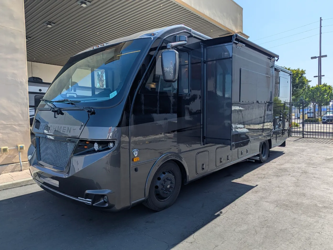 2026 Coachmen Euro 25TB - Photo 4