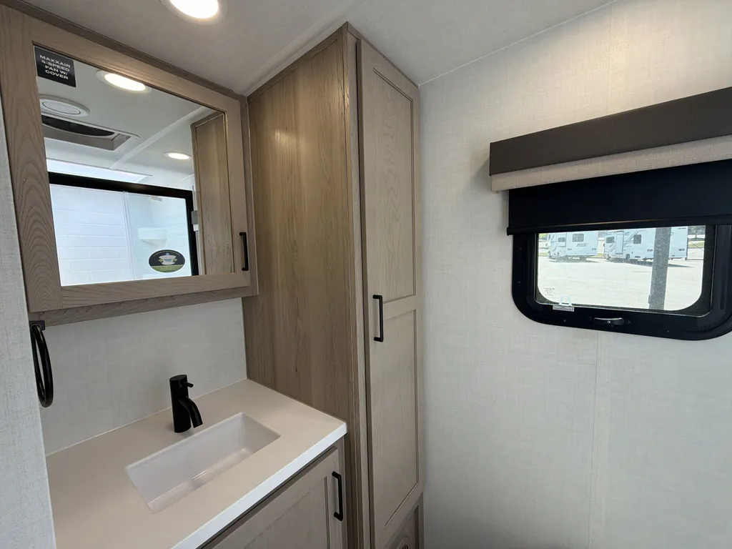 2026 Forest River Flagstaff Micro Lite 25FBT, Photos photo 11
