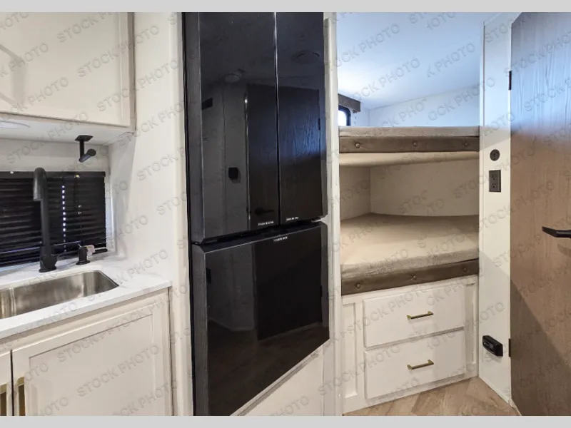 2027 Grand Design Transcend One 161BH - Photo 3