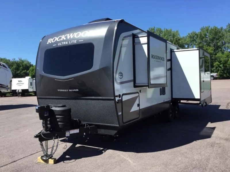 2027 Forest River Rockwood Ultra Lite 2618RD - Photo 3