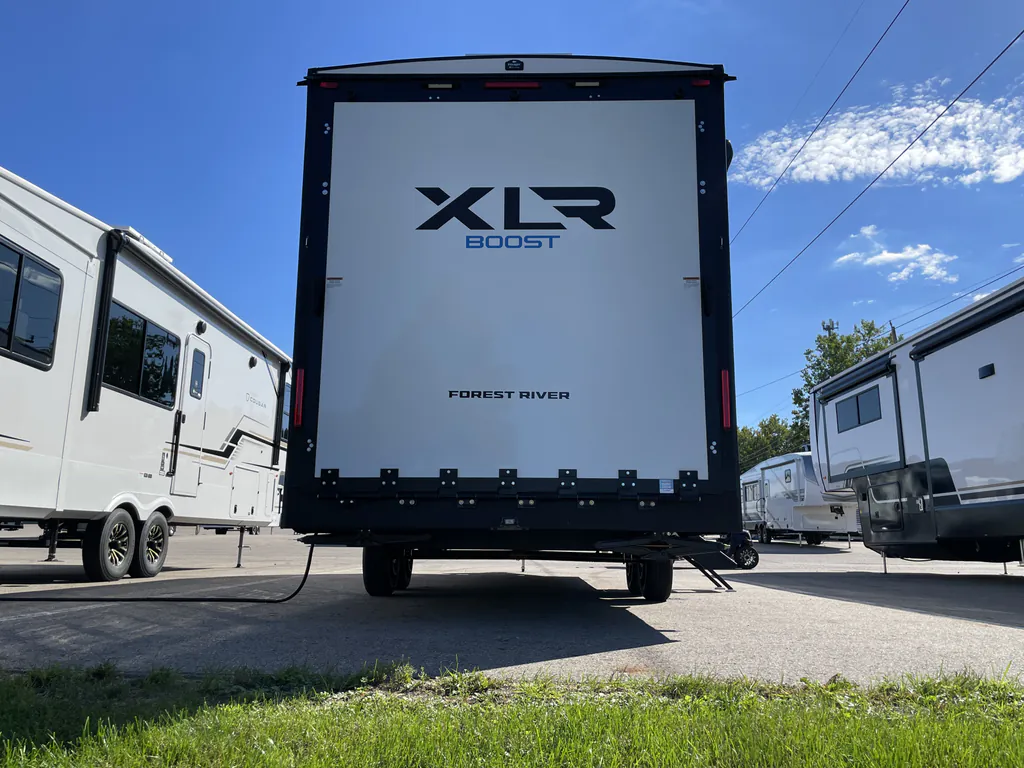 2027 Forest River XLR Boost 2413B, Photos photo 3