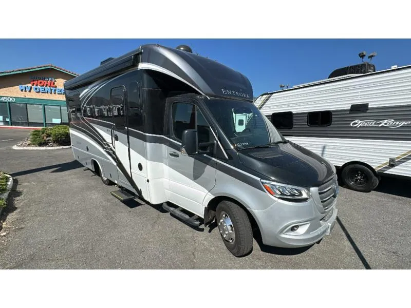 2023 Entegra Coach Qwest 24N - Photo 2