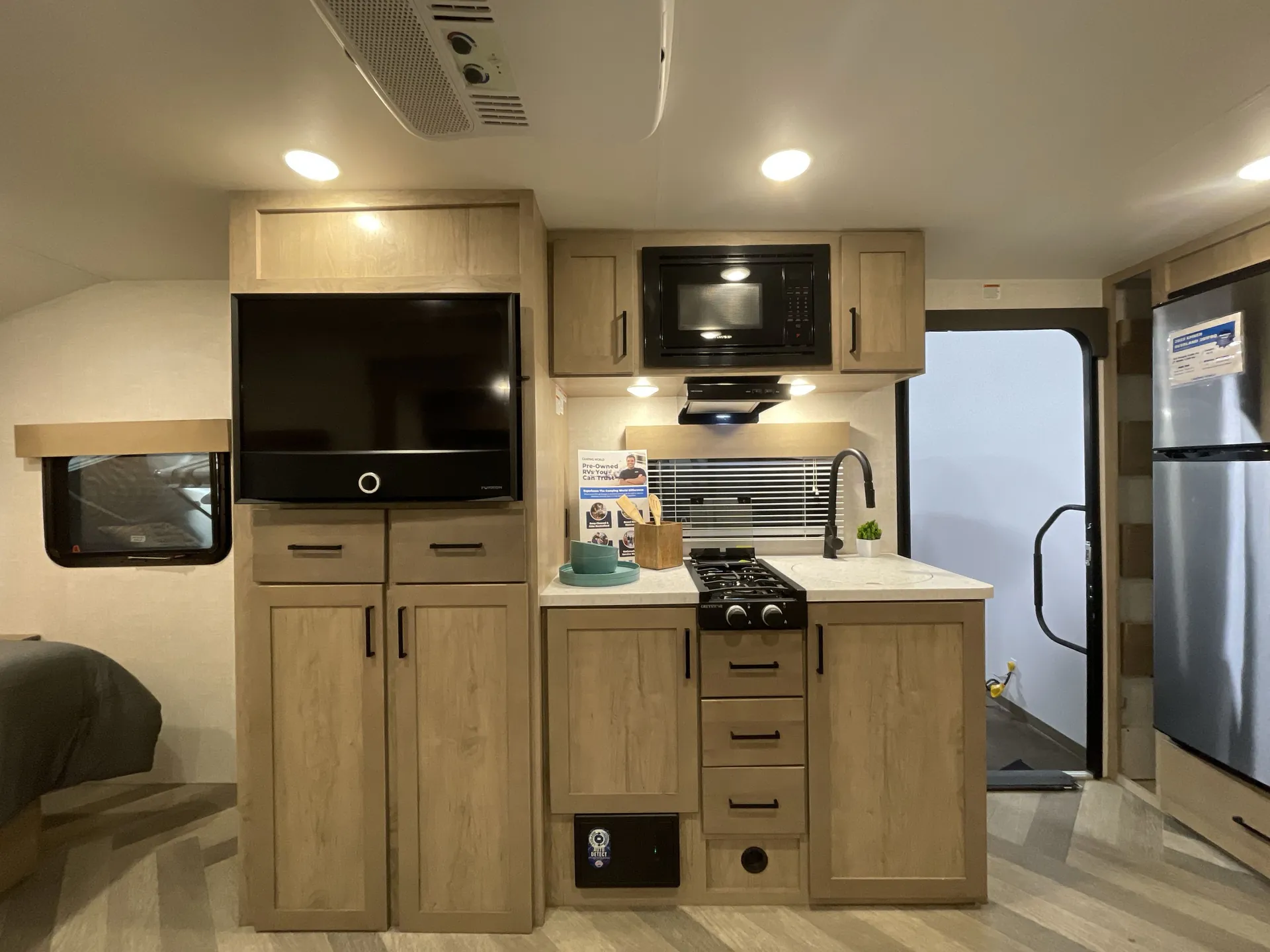 2022 Ember RV Overland 201FBQ — living area main