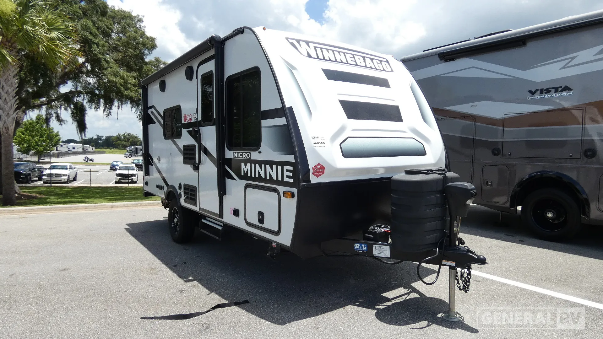2024 Winnebago Micro Minnie 1700BH - Photo 2