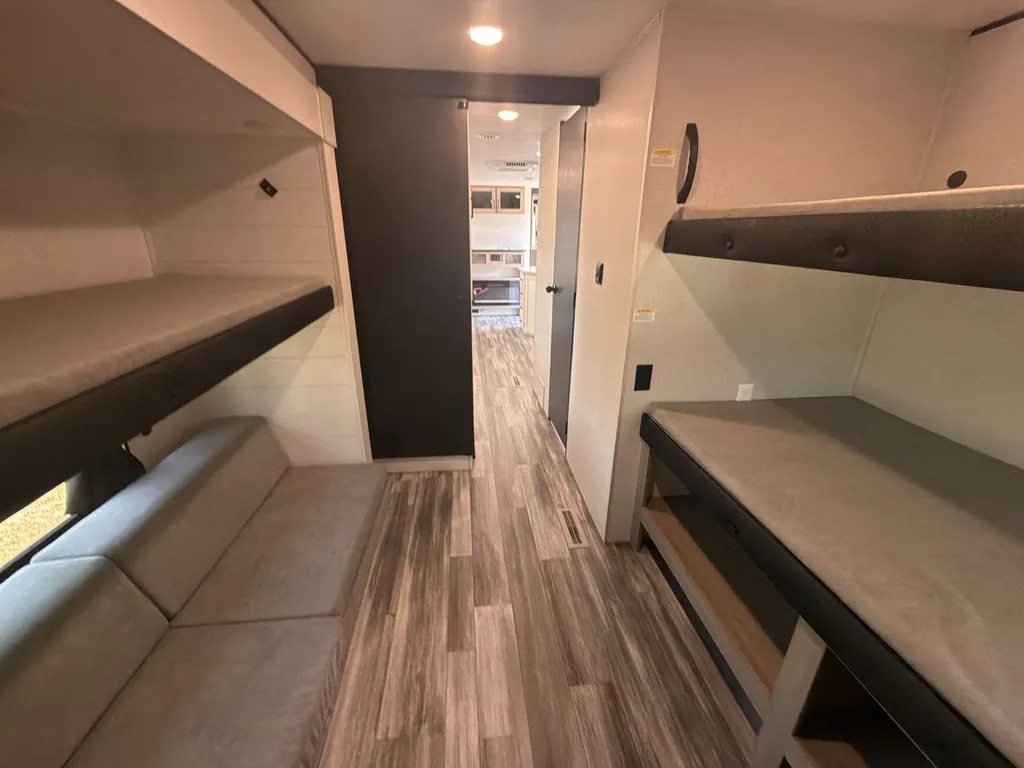 2026 Jayco Jay Flight SLX 321BDS, Photos photo 19