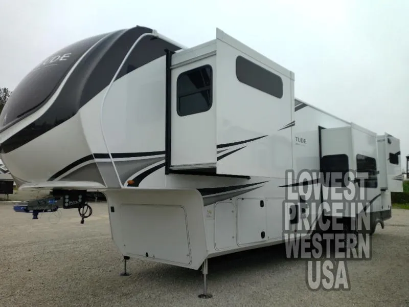 2026 Grand Design Solitude 390RK - Photo 3
