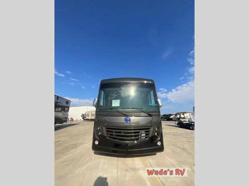 2026 Fleetwood RV Admiral 32N - Photo 2