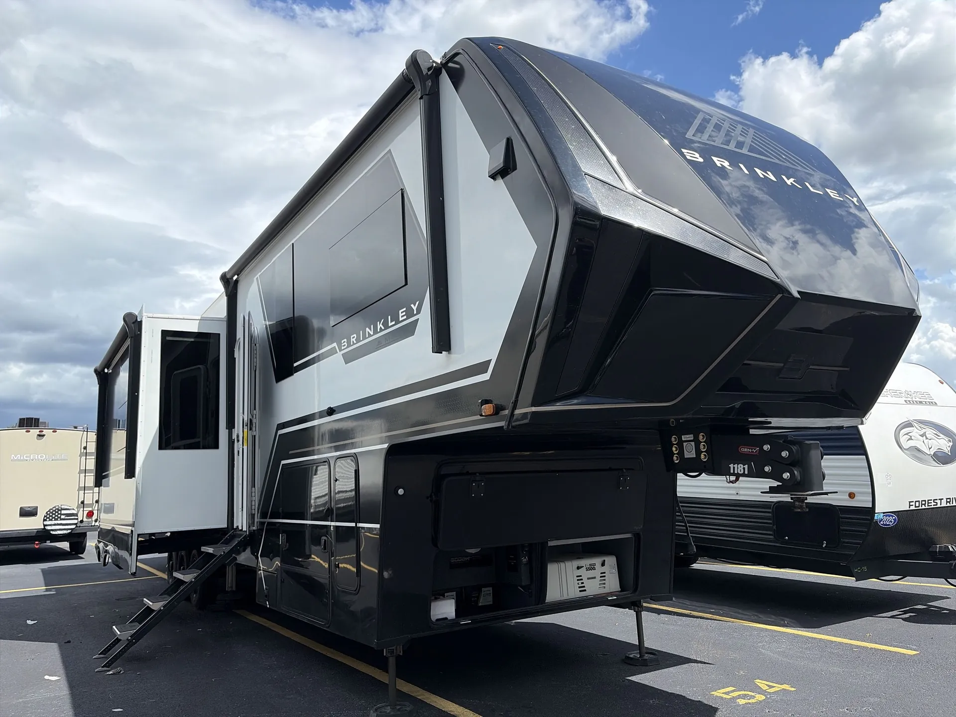 2025 Brinkley Model G 3950