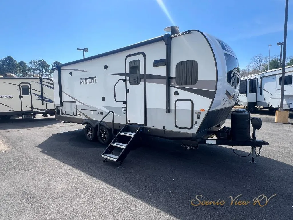 2023 Forest River Rockwood Mini Lite 2506S - Photo 2