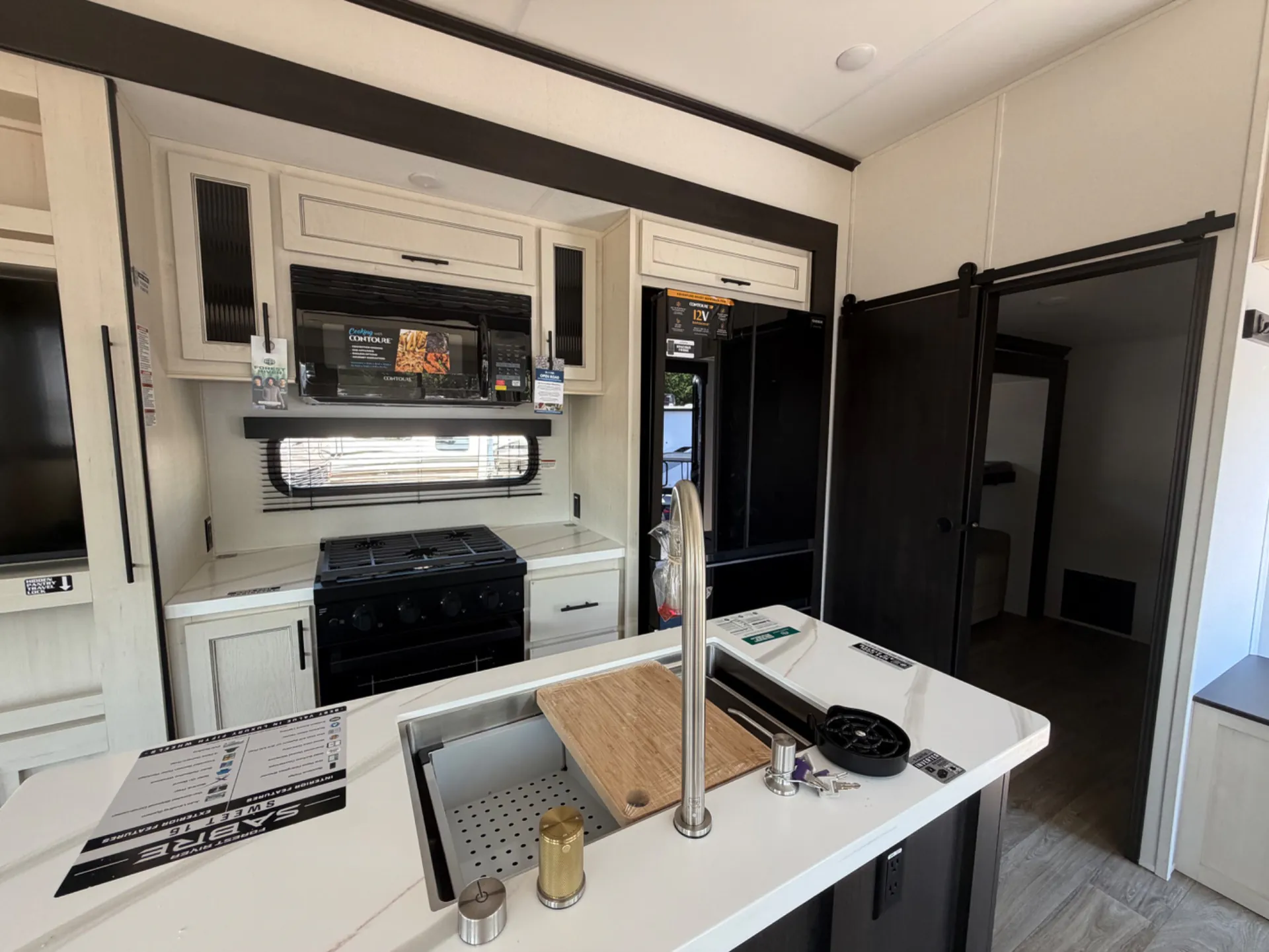 2027 Forest River Sabre 36FLX — Photo 5
