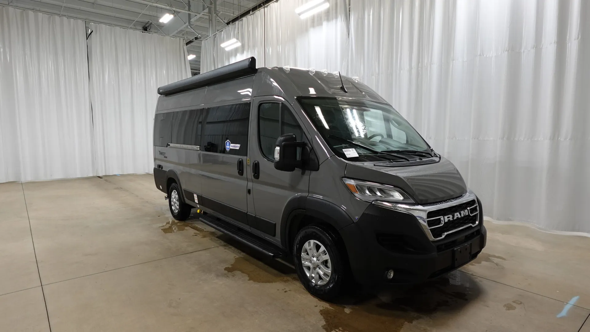 2026 Thor Motor Coach Twist Sport 20YS - Photo 2