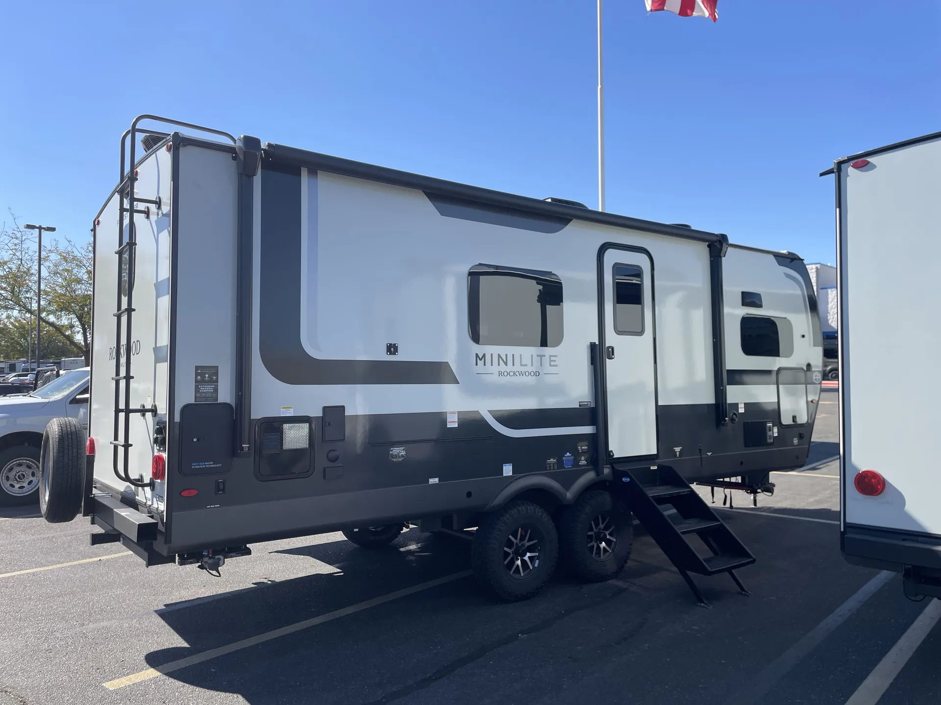 2027 Forest River Rockwood Mini Lite 2523MBR — campside
