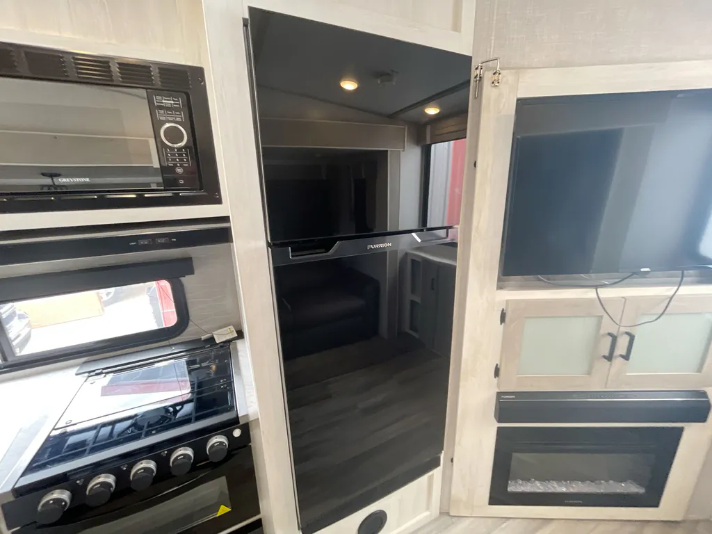 2022 Forest River Impression 240RE, Photos photo 8