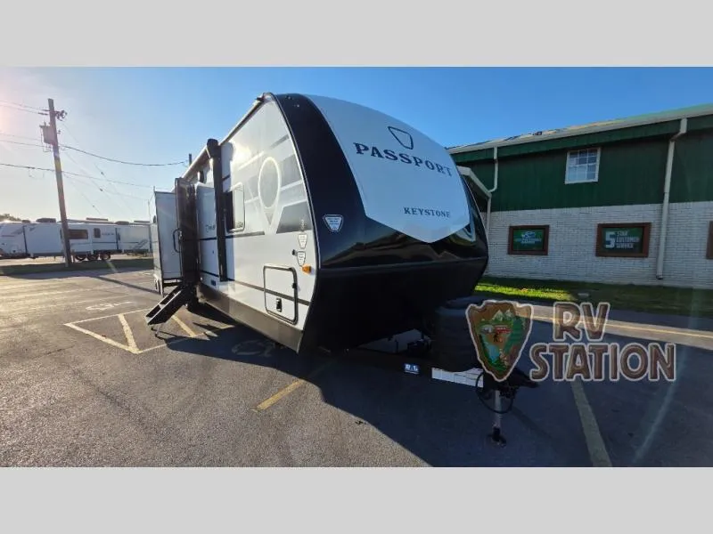 2026 Keystone Passport 3300BK - Photo 2