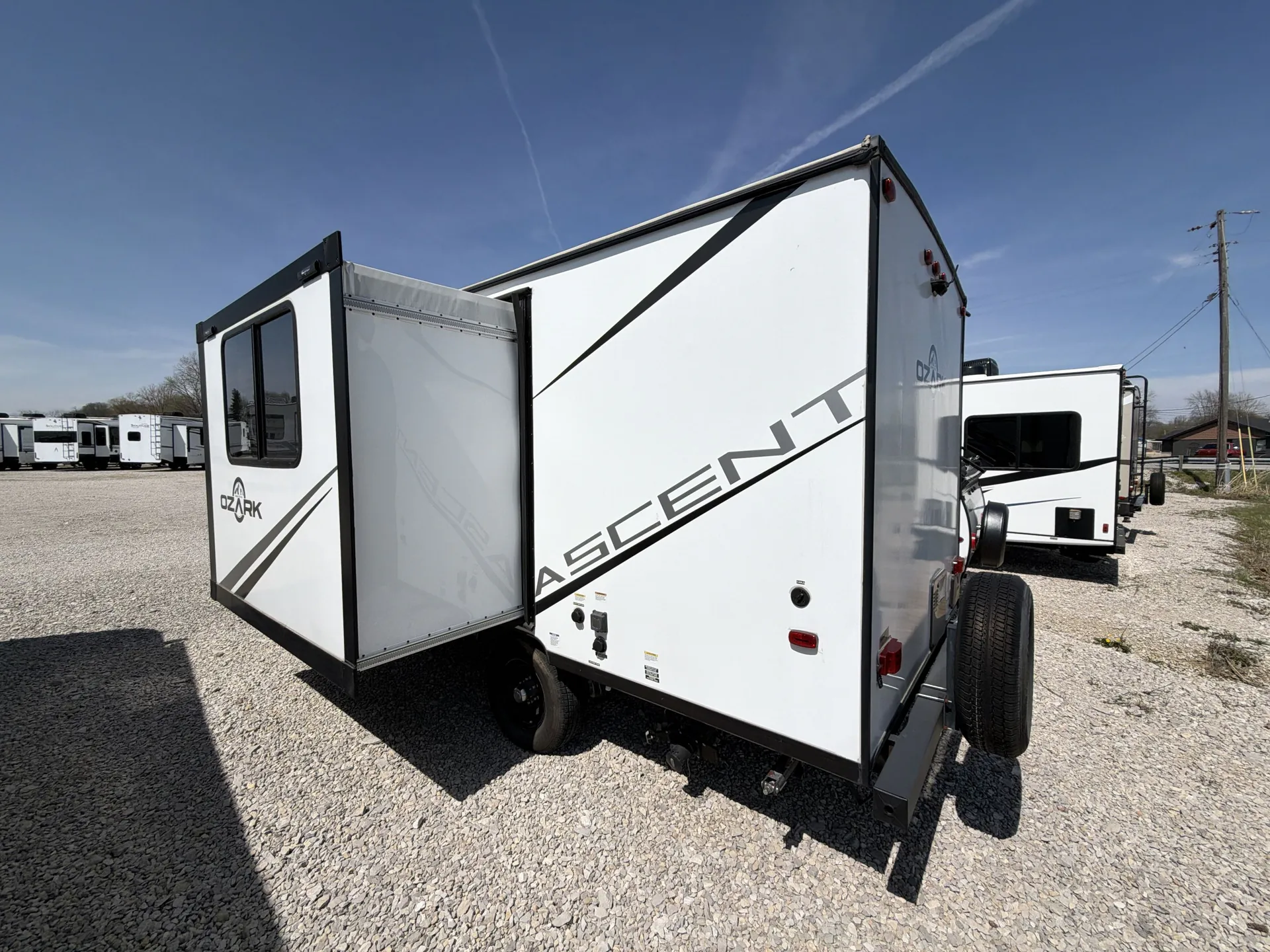 2022 Forest River Ozark 1800QS — off campside