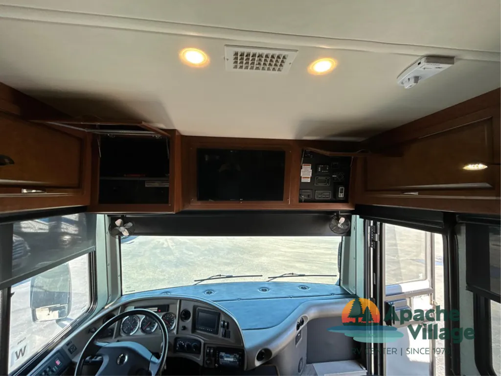 2017 Fleetwood Pace Arrow LXE 38F, Photos photo 23