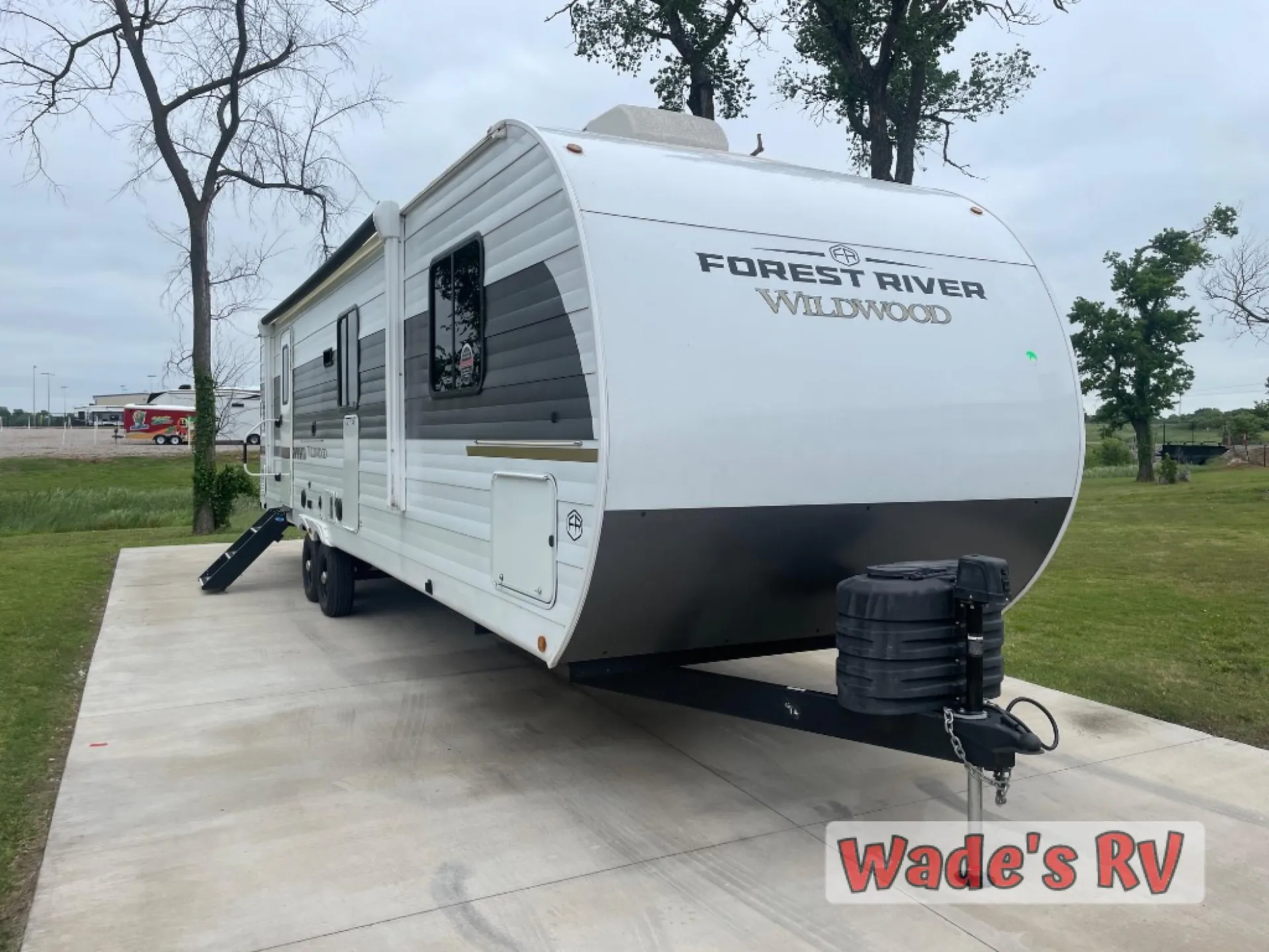 2025 Forest River Wildwood 29BDB dealer photo 1 from Wade's RV