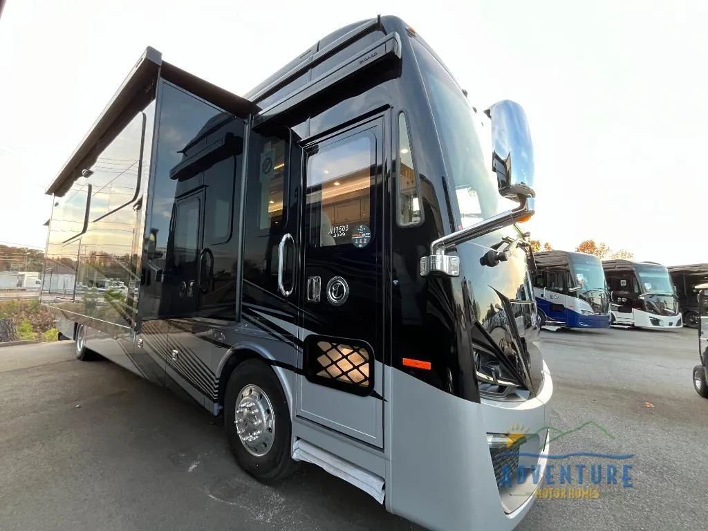 2026 Tiffin Phaeton 40 IH - Photo 4
