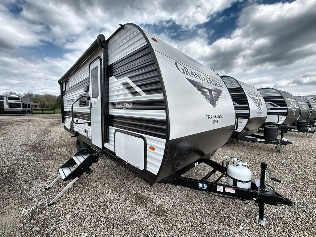2026 Grand Design Transcend One 161DB - Photo 2