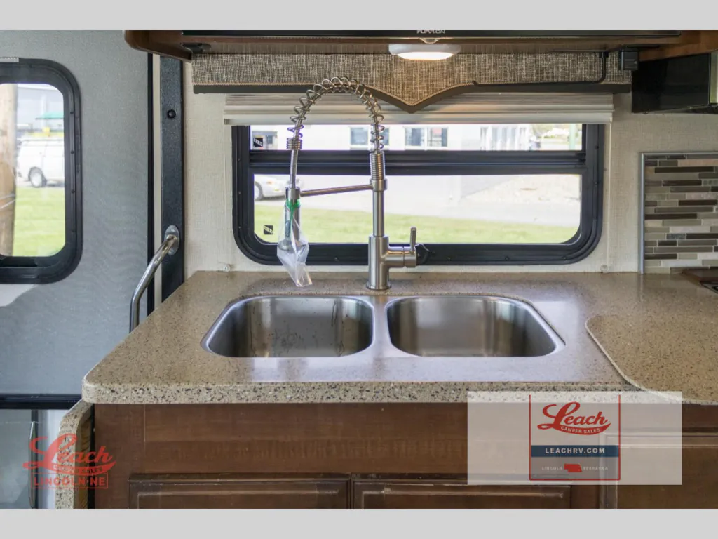2018 Forest River Georgetown 5 Series GT5 36B5, Photos photo 17
