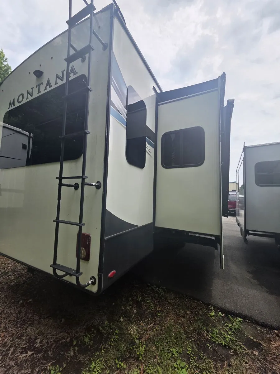 2021 Keystone Montana 3813MS - Photo 4