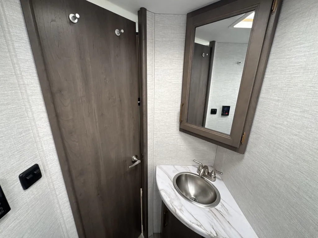 2025 Thor Motor Coach Freedom Elite 22FE, Photos photo 18