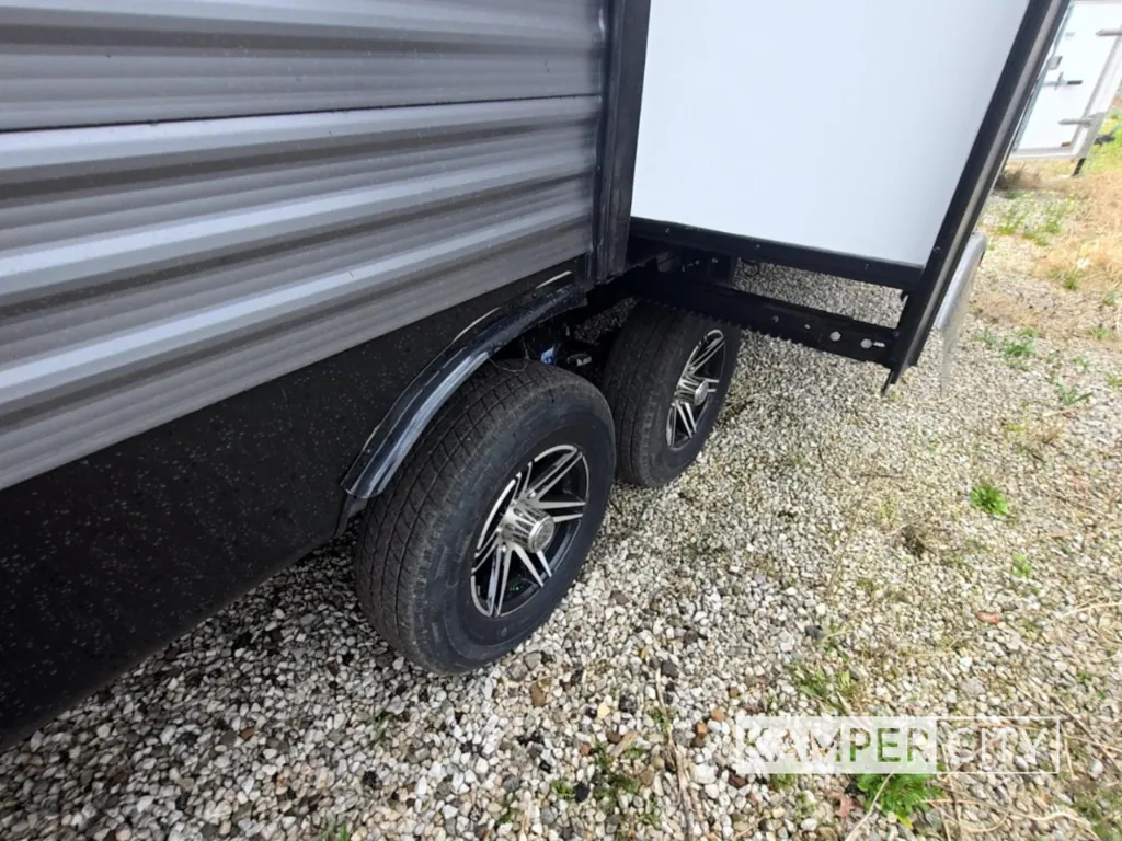 2025 Coachmen Catalina Legacy Edition 323MAZE, Photos photo 11