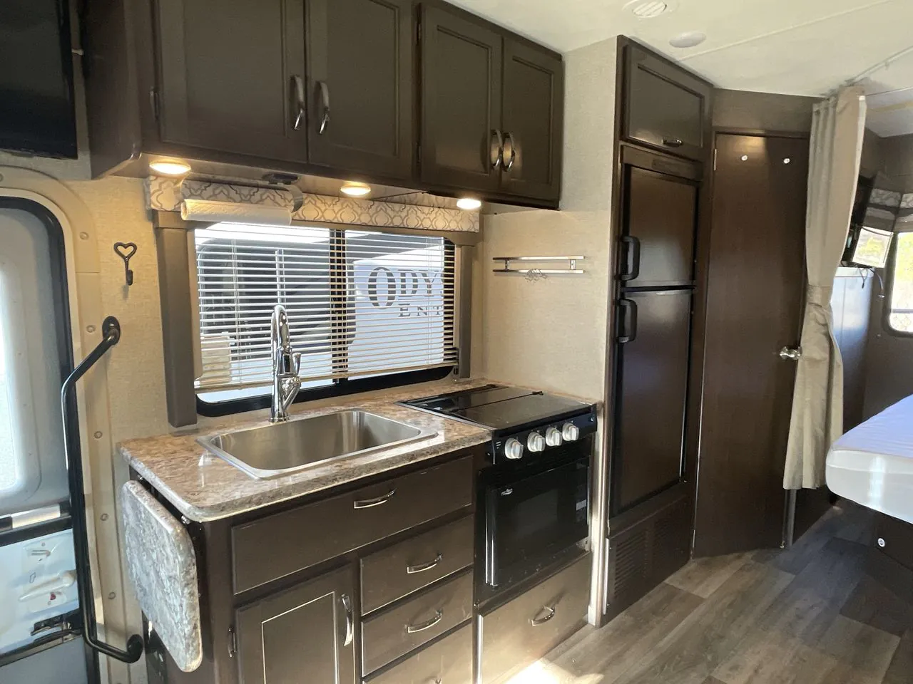 2019 Thor Motor Coach Freedom Elite 24FE - Photo 4
