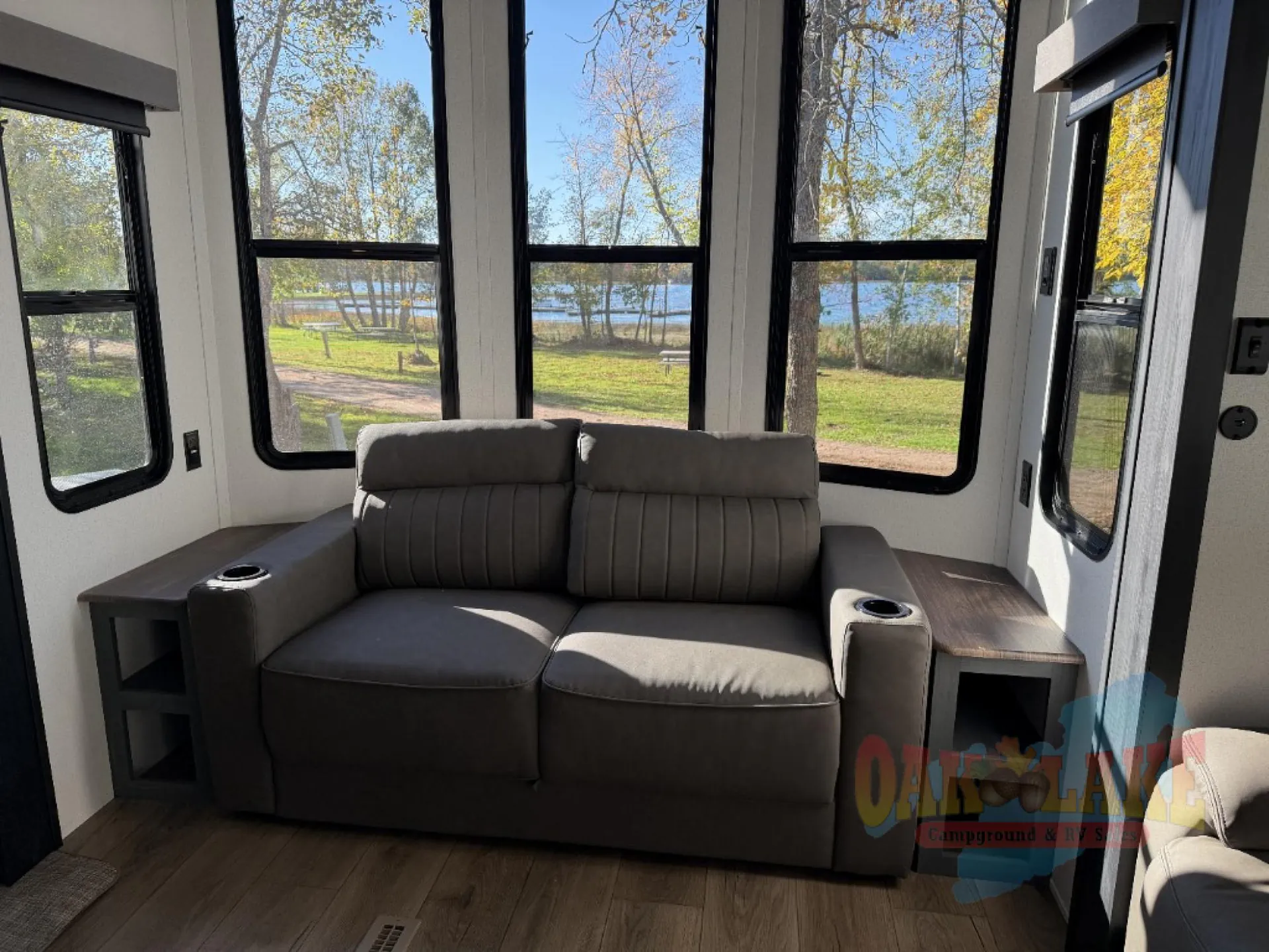 2027 Forest River Puma Vista 402LFT - Photo 4