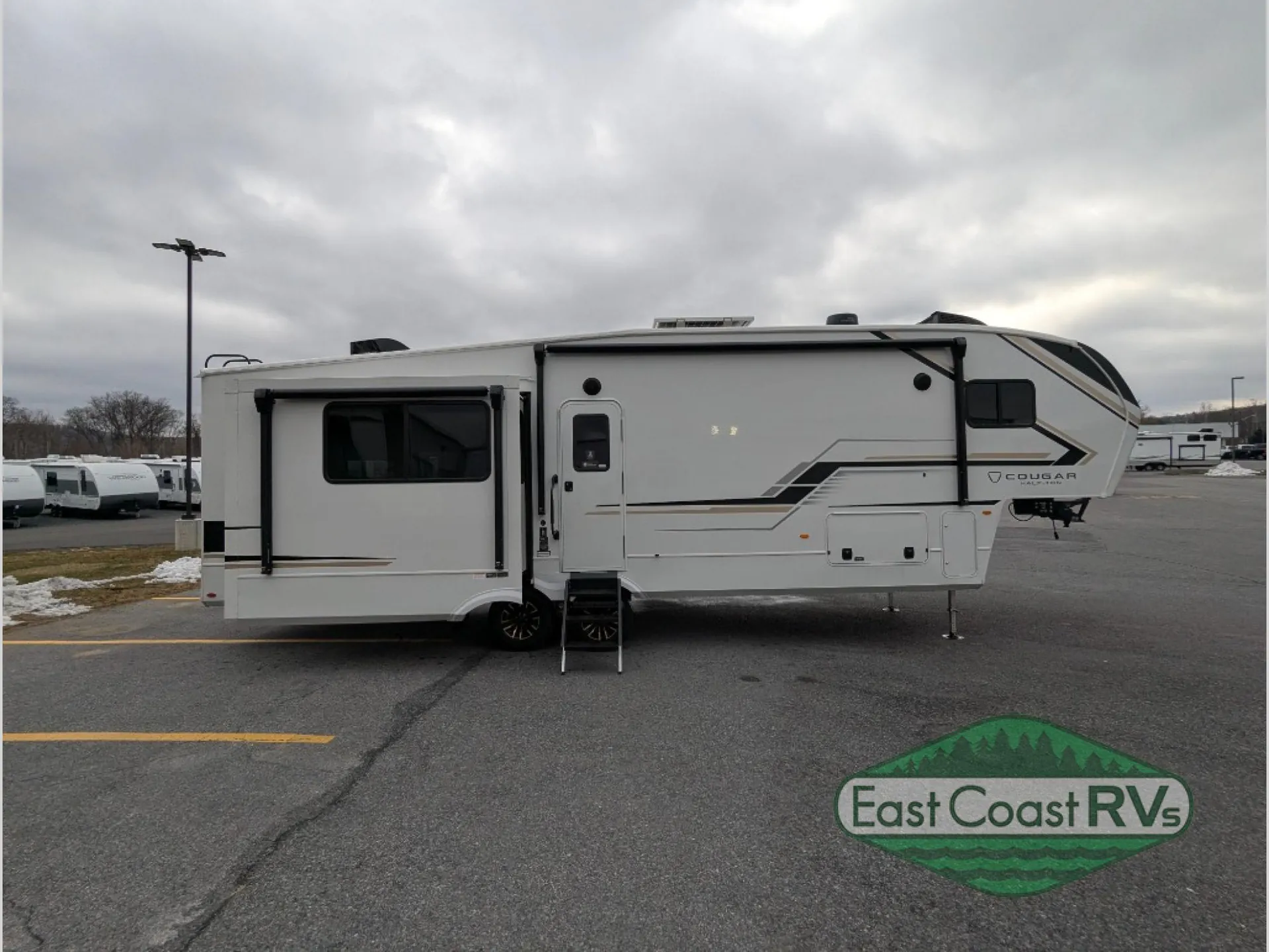 2026 Keystone RV Cougar Half-Ton 29MBD - Photo 2